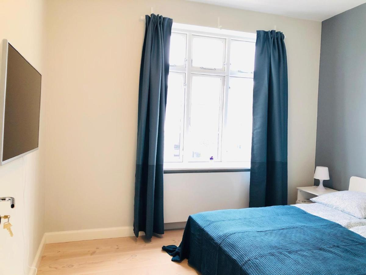 Aday - 4 Bedroom - Modern Living Apartment - อัลบอร์ ภายนอก รูปภาพ
