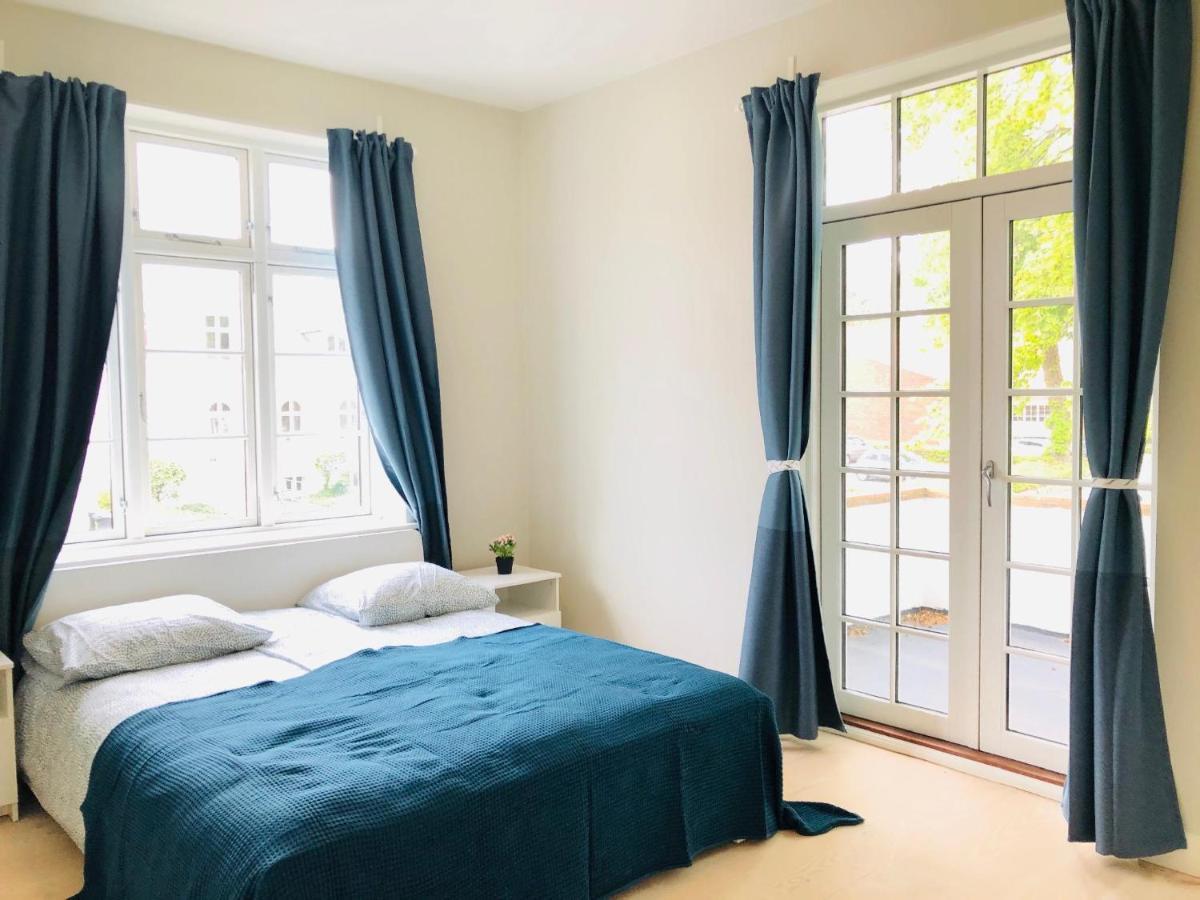 Aday - 4 Bedroom - Modern Living Apartment - อัลบอร์ ภายนอก รูปภาพ